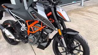 KTM 125 Duke [upl. by Ayekel]