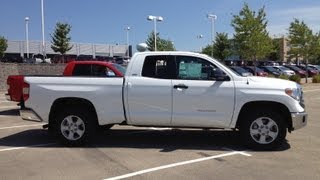 2014 Tundra vs 2013 Tundra Exterior Tour East Madison Toyota [upl. by Carlita]