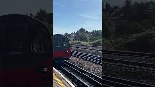 Jubilee Line 1996 Stock arrives at Dollis Hill [upl. by Lucine]