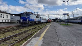 2052023 16 wagonów na IC POBRZEŻEquot Pociągi na stacji Ustka i Słupsk  podróż EN57ALd2224 [upl. by Frida]