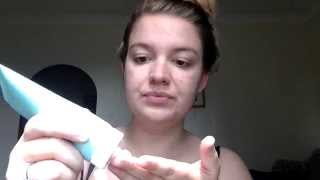 Clinique Anti Blemish Solution Face Mask  Review and First Impressions [upl. by Friederike626]