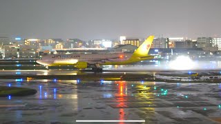 【雨の福岡空港】水しぶきを上げて空港を駆け抜ける‼ [upl. by Jadd]