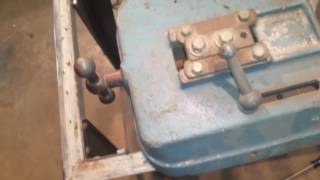 Ridgid 4x6 bandsaw refurbishing Part 3 Examine the saw and gearbox [upl. by Coshow]