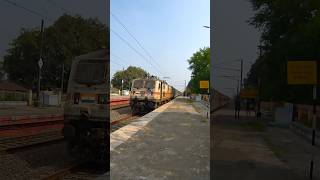 15643Puri  Kamakhya Express Via Howrah PT indianrailways publictransport railwaystation [upl. by Riegel896]