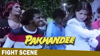 Zeenat AmanShashi Kapoor Fight Scene From Pakhandi पाखंडी 1984Hindi Drama Movie [upl. by Edita422]