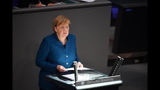 Angela Merkel Seitenhieb auf AfD bringt den Bundestag zum Lachen [upl. by Nedi420]