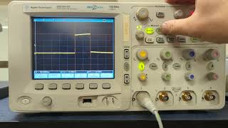 ECED Lab  Agilent MSO6014A Cursor amp Auto Measurement Setup [upl. by Motteo]