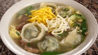 Dumpling soup Manduguk 만두국 [upl. by Mars]