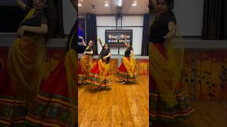 Dholida l Loveyatri l Garba Dance Video l YouTube Shorts dance shorts trending yt [upl. by Dud]