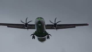 Binter Canarias ATR 72 landing [upl. by Sondra864]