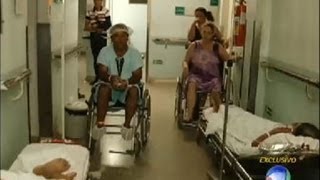 Exclusivo pacientes ficam espalhados pelos corredores de hospital em MG [upl. by Orelle]