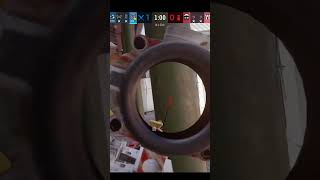 當你連耳機沒帶就開始這把rainbowsixsiege r6siege fps gaming r6s rainbowsix siege clips [upl. by Chan]