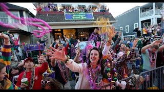 10 consejos para vivir el carnaval Mardi Gras en Nueva Orleans [upl. by Yleek]