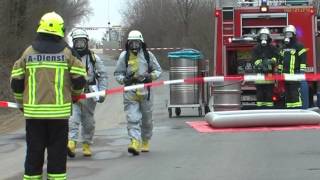 Gefahrgut Einsatz für die Geilenkirchener Feuerwehr [upl. by Halyahs]