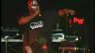 MF DOOM  GO WITH THE FLOW  GAS DRAWLS [upl. by Cohlier]