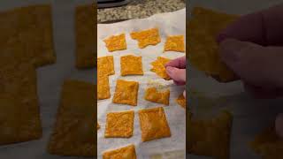 Cheese Chips Made in the Oven lowcarb carnivore keto cheese chips recipe ipe [upl. by Travis13]