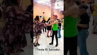 La Caprichosa 🥳💃 baile viralvideo [upl. by Cort]