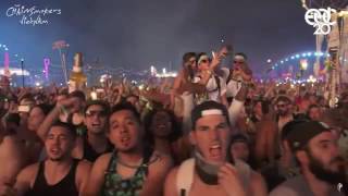 The Chainsmokers  Dont Let Me Down vs Yellow  Coldplay EDC LAS VEGAS 2016 [upl. by Enavi]