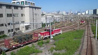 東京貨物ターミナル DD20033 自衛隊 機材輸送 陸上自衛隊 96式 装輪装甲車 到着 宇タ→東タ コキ73 コンテナ18番線へ 入換 愛知機関区 20241014 [upl. by Younglove]