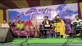 In a concert Behag jodi na hoy raji by Debasis Banerjee বেহাগ যদি নাহয় রাজি দেবাশিস ব্যানার্জী। [upl. by Sinnal266]