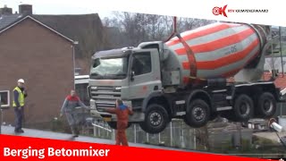 Berging betonmixer [upl. by Niltag]