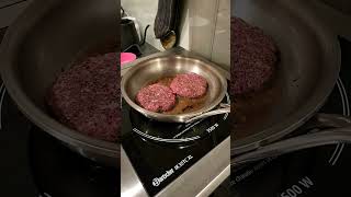 demeyere proline making burgers shortsvideo shortvideo short shorts [upl. by Neilson]