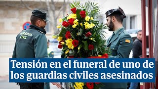 La viuda de uno de los guardias civiles asesinados en Barbate impide a Marlaska condecorarlo [upl. by Jonathan]