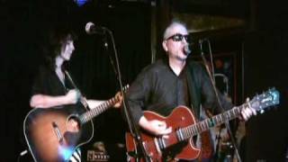 Wreckless Eric amp Amy Rigby  Whole Wide World [upl. by Einhpad933]