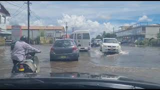 Flinke overlast na extreme regenval in Suriname [upl. by Fugate529]