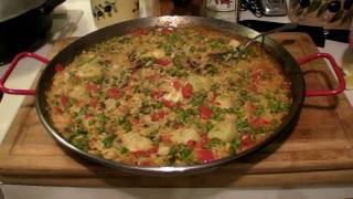 Paella de Mariscos  SurfinSapo Style  Part Two [upl. by Melessa]