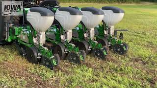 NARDI K2504 3 Point 4 Row No Till Vacuum Precision Planter 30 Inch Rows Planting Corn In Iowa [upl. by Milena]