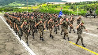 Formatura Curso de Formação e Graduação de Sargento em 12º GAC Grupo de Artilharia de Campanha 2023 [upl. by Brennen166]