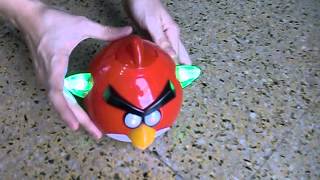 FABRIMAX Angry Bird baila y pone huevos  sonidos y luces [upl. by Akvir]