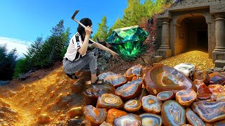 Real Gold Prospectors Out Finding Nuggets In canada [upl. by Padriac]