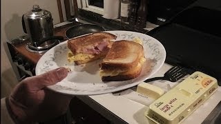 Simple One Pan Breakfast Sandwich [upl. by Madai]