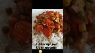 heerlijk rijst met kip en groentenshorts [upl. by Remat]