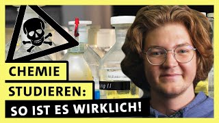 Chemie studieren  Gefährliches Laborpraktikum  alpha Uni [upl. by Yllaw]