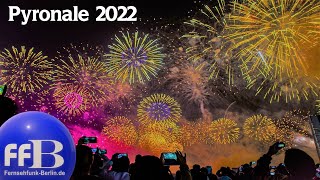 Feuerwerkskunst am Himmel über Berlin  Pyronale 2022 Teil 1 [upl. by Enelrac]