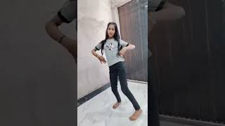 Chamka chamka song dance  Sanjana 1505 [upl. by Columbyne187]