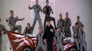 Greased Lightning nel film Grease [upl. by Luamaj]