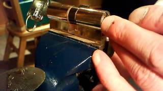 Euro cylinder with key on the inside entry method [upl. by Wardieu]