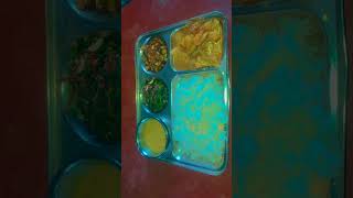 Today veg lunch rice dal kobi curry kosala saga bhaja kalara bhaja shorts food [upl. by Sauncho]