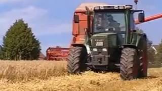 FarmVOLG Winter Gerste Dreschen 2017 Fendt 511C und Fahr M66TS [upl. by Enrobso]