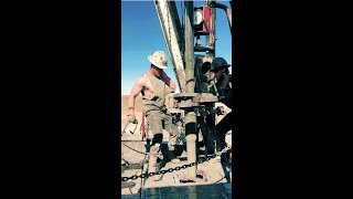 Tripping in Hole Oilfield Job part 2 rig hole drilling oil tripping oilfield [upl. by Dutchman]