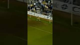 O Melhor penalty de sempre futebol shorts youtube [upl. by Harness]