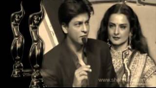 Shahrukh Khan and Kareena Kapoor performing Chamak Challo [upl. by Yrem]