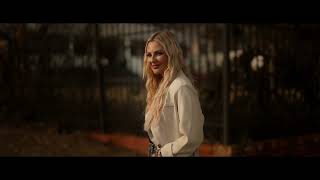 Karlien van Jaarsveld  Katrientjie Katryn Amptelike Musiekvideo [upl. by Lertnek]