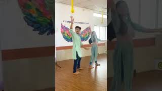 6 step DodhiyaGarba with hand movement 🕺 garba dodhiya learngarba newgarbastyle howtogarba ct [upl. by Abbey]