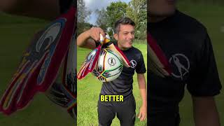 HOLY GRIP UHLSPORT APG VS ULTRA GRIP [upl. by Russel]