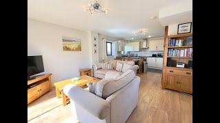 Take a virtual tour of modern amp homely 2bedroom holiday home in Padstow NCornwall  Field View [upl. by Eidoc]